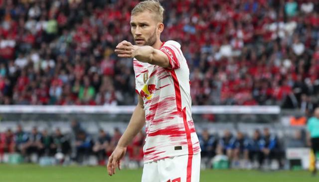 开云体育-马内来投三大强援加盟 拜仁的购物车还没清空