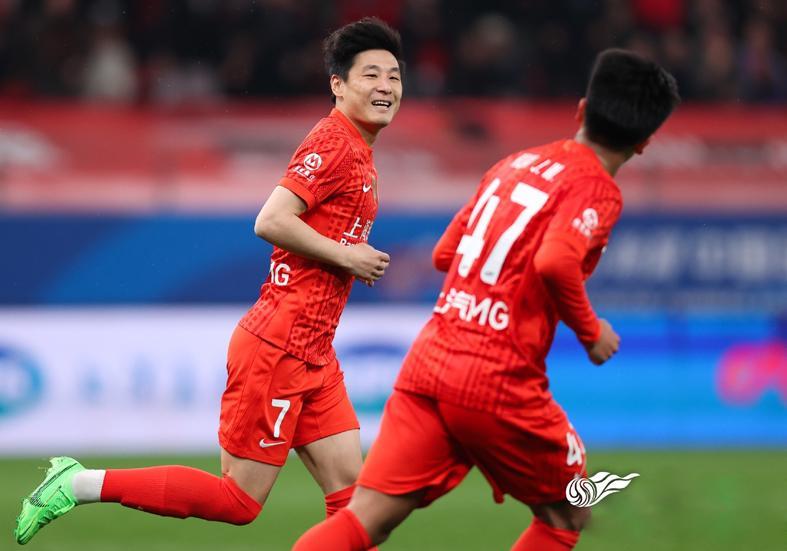 开云官网-武磊仅用8分钟就称王! 安佩姆数据因他更好看,加布评分倒数第二